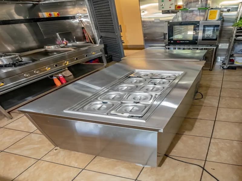 SHIPPING CONTAINER COMMERCIAL KITCHEN - Image 5