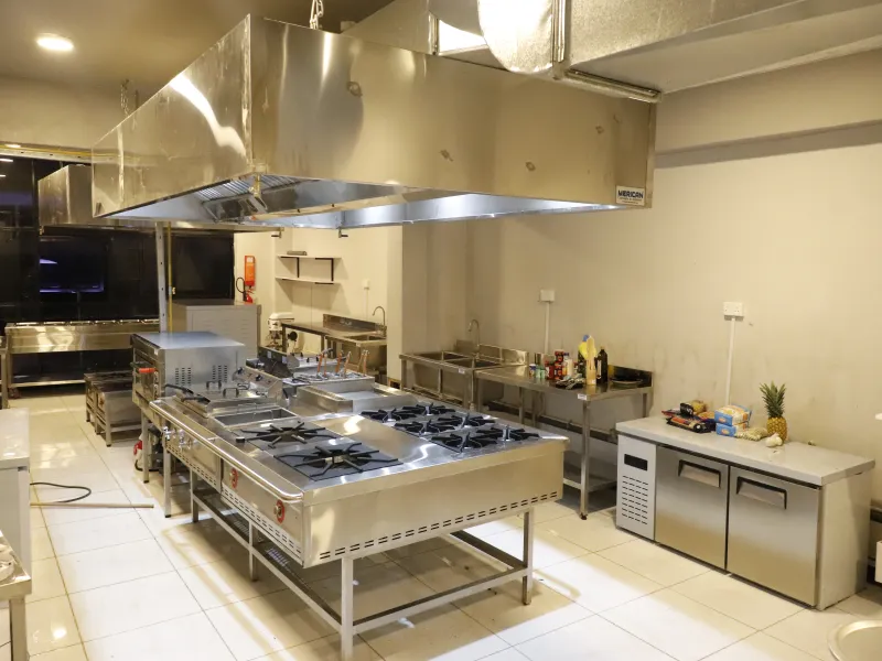 MIRAGE COMMERCIAL KITCHEN - Image 1