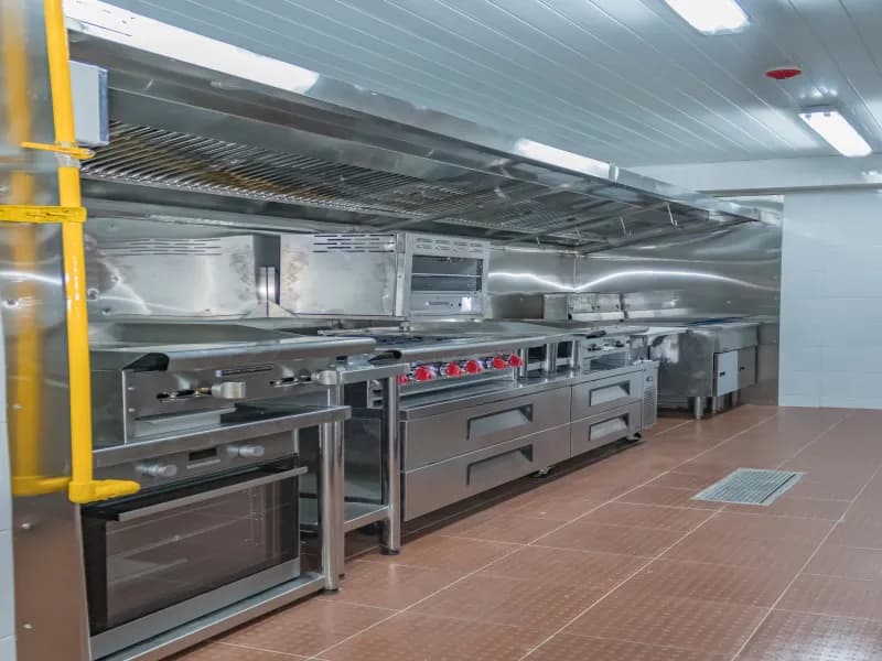 FAST FOOD COMMERCIAL KITCHEN - Image 3
