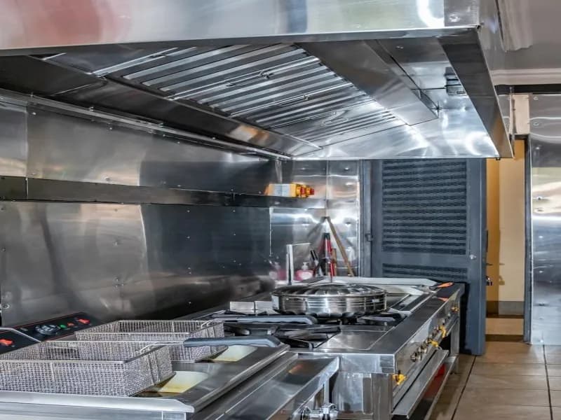 SHIPPING CONTAINER COMMERCIAL KITCHEN - Image 3